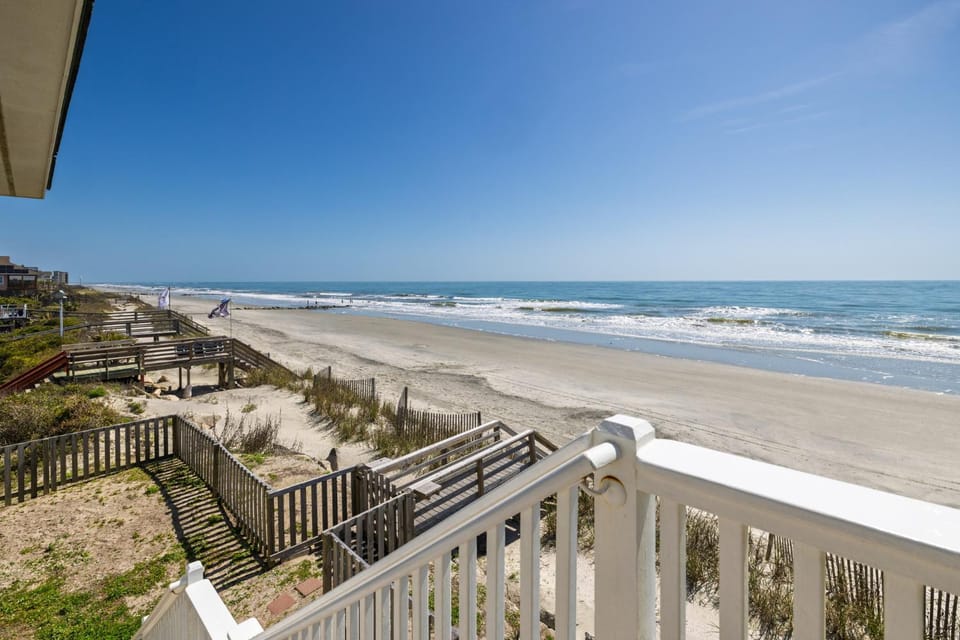 Day, View (from property/room), Balcony/Terrace, Beach, Sea view