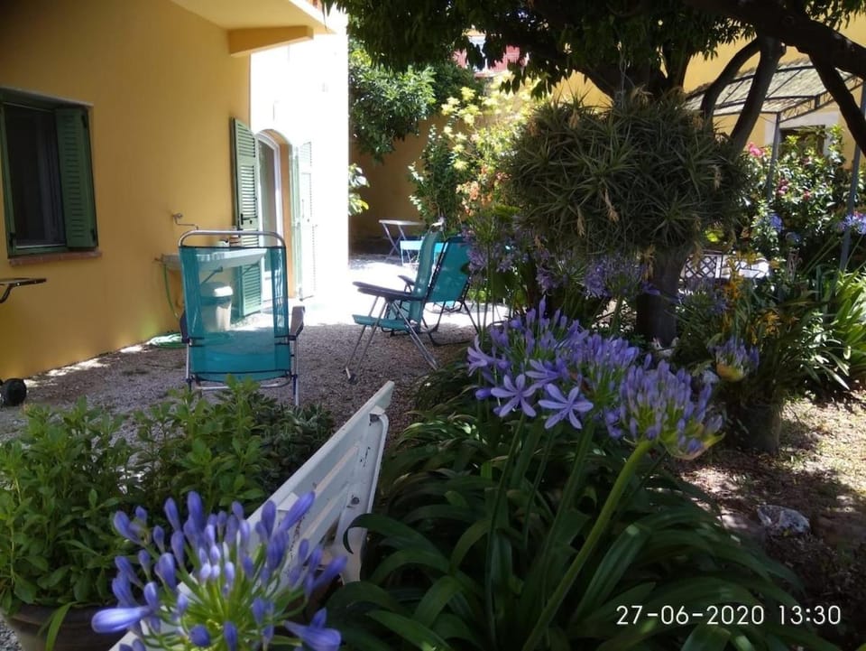 Duplex Oasis avec Jardin dans Vieille Ville Apartment in Menton