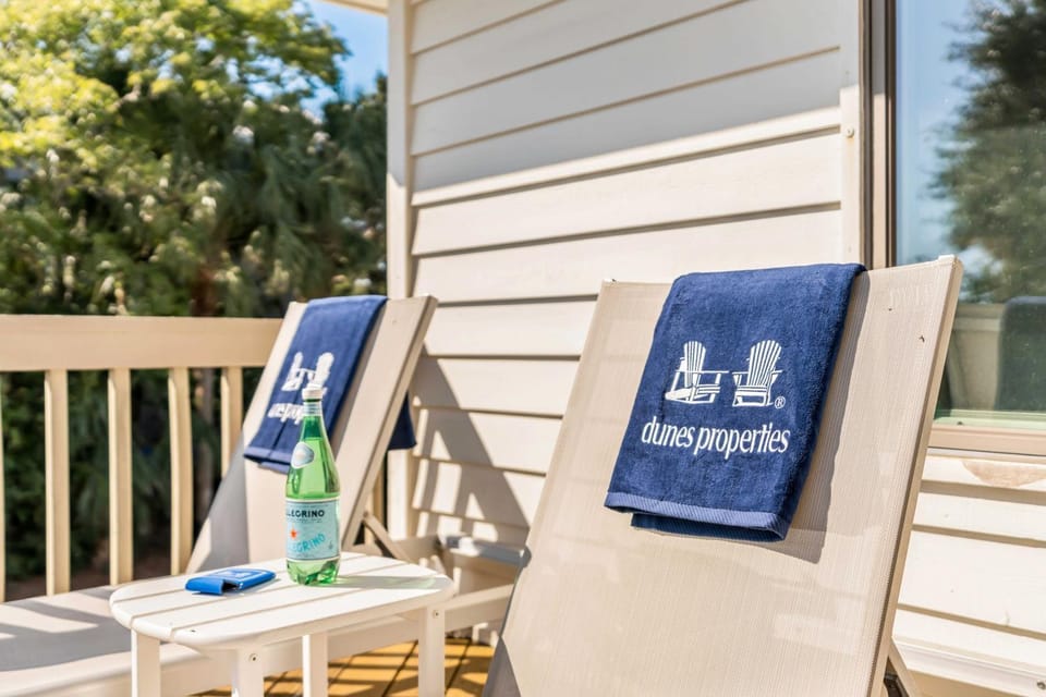 Palm Blvd 3404 - Sand Castle House in Isle of Palms