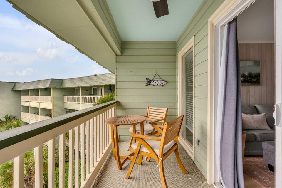 Sea Cabin 334 Cabin in Isle of Palms