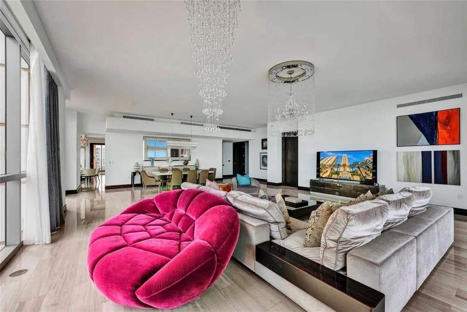 Superb Oceanfront Retreat Apartment in Sunny Isles Beach