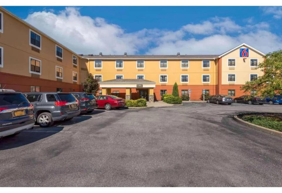 Property building, Parking