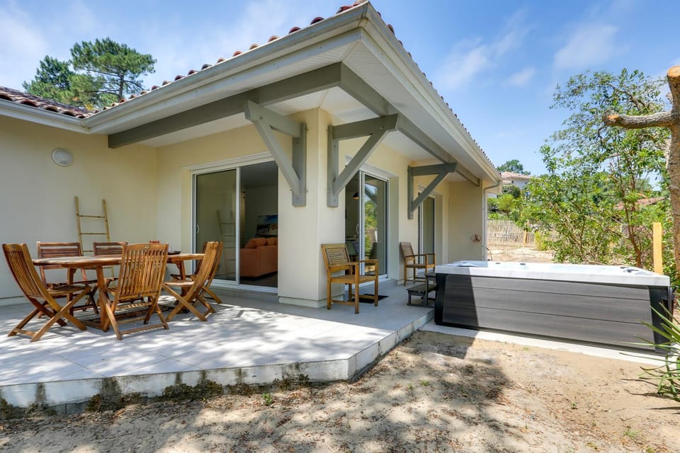 Maison 6 personnes climatisée, Jaccuzzi, à 5 m des plages et du port Villa in Capbreton