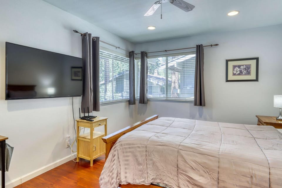 Cozy Incline Village Escape Apartment in Incline Village