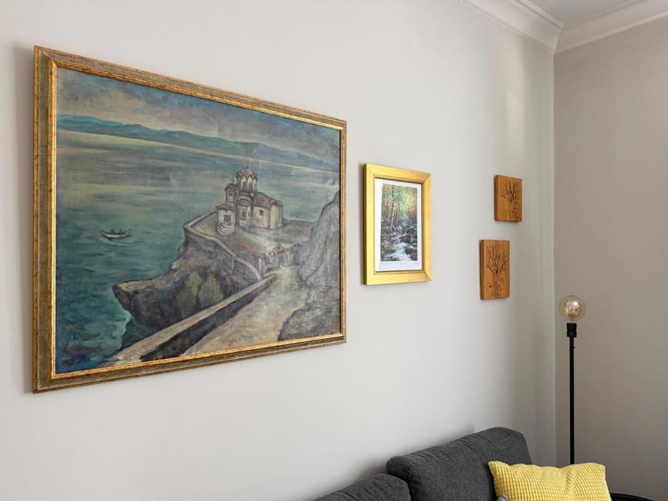 Gladstone Dream Apartment in Sofia