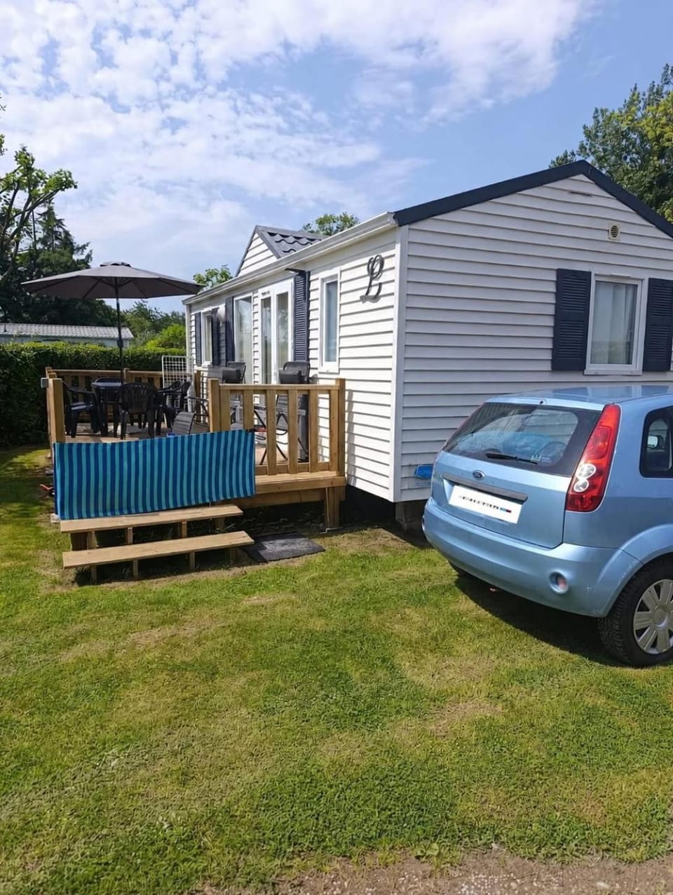 vent de liberté 80 camping les peupliers Campground/ 
RV Resort in Hauts-de-France
