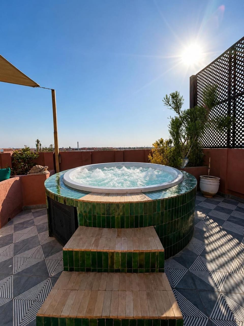 Luxury 4-BR Duplex with Private Rooftop & Jacuzzi in Guéliz Apartment in Marrakesh
