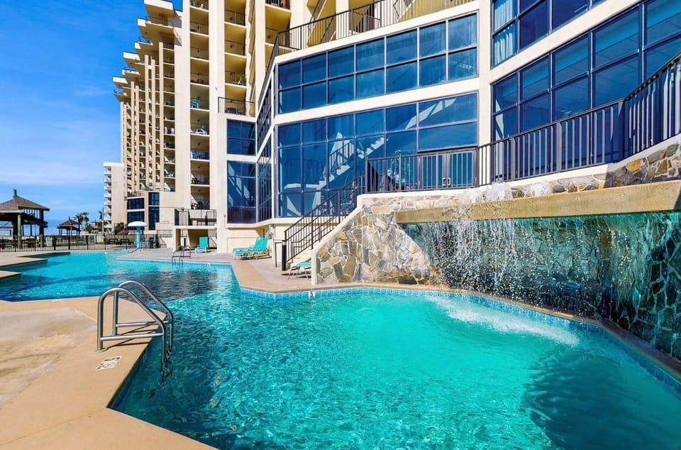 Beachfront Paradise at Phoenix II 2046 House in Orange Beach