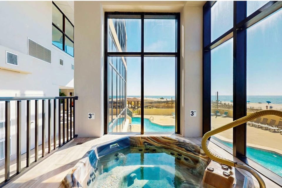 Beachfront Paradise at Phoenix II 2046 House in Orange Beach