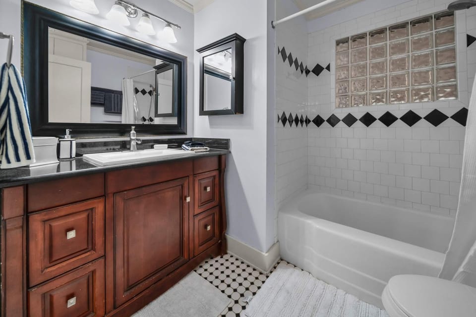 Jarrel Cottage Longer Stays Welcome House in Tyler