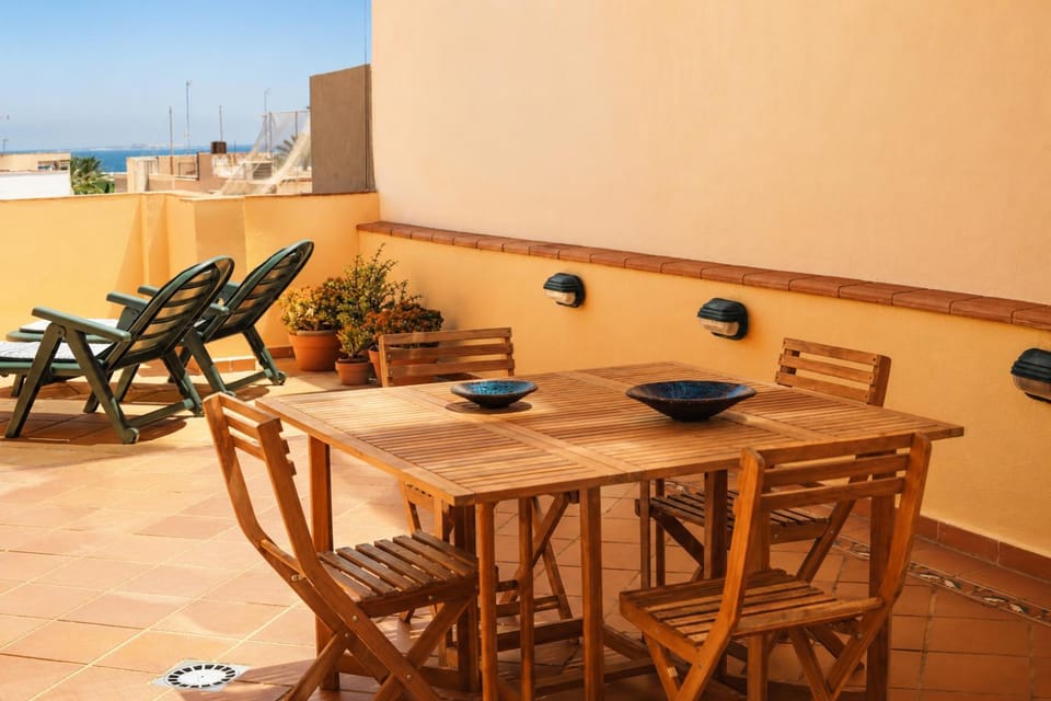 Balcony/Terrace, Dining area
