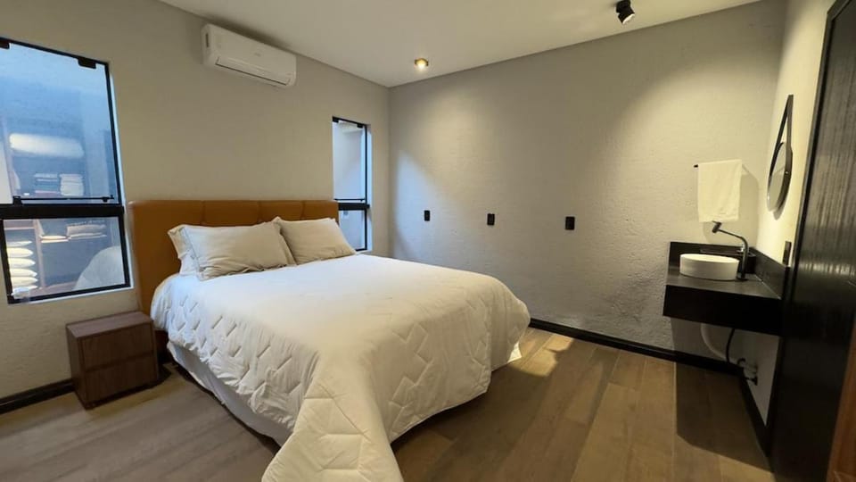 Casa com 4 suítes, piscina aquecida e sauna House in State of Santa Catarina