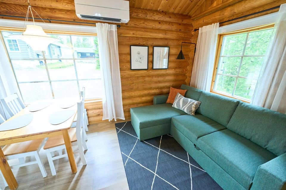 Living room, Dining area, air conditioner