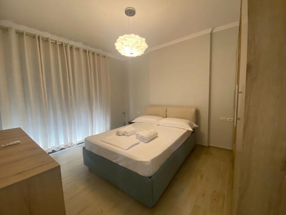 Adelon Apartaments Apartment in Vlorë