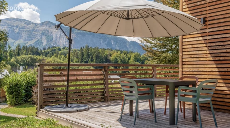 Patio, Garden, Mountain view