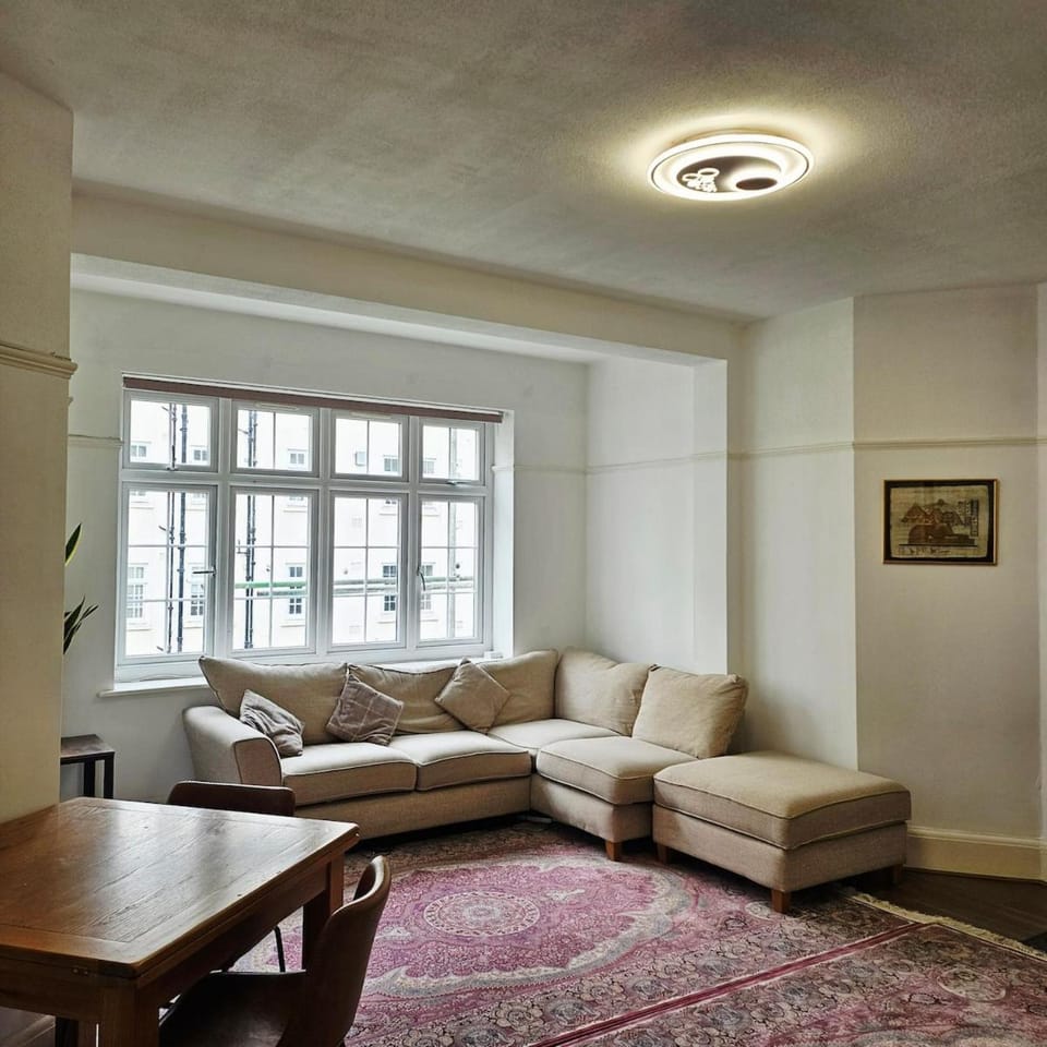 Little Venice Apartment in City of Westminster