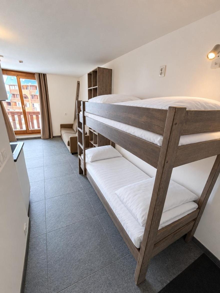 AL-208 Val Thorens - Ski InOut - 4 Beds Flat Apartment in Les Allues