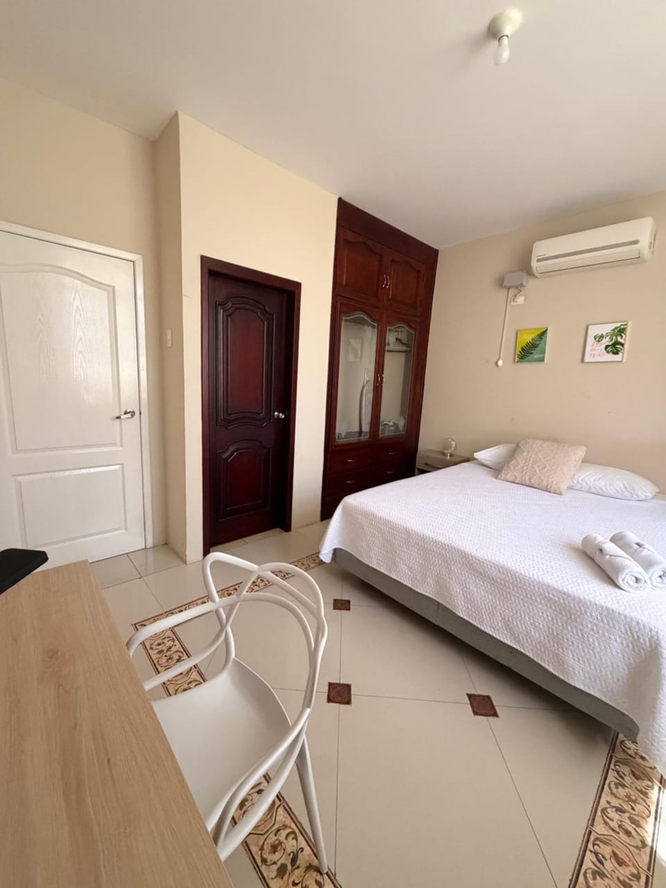 Casamar Bed and Breakfast in Manta