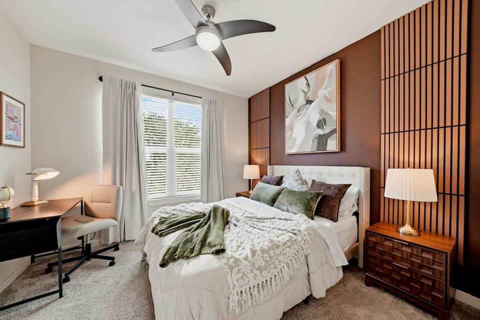 Modern 2BR w Pool Pet-Friendly Unit #23 Apartment in Tampa