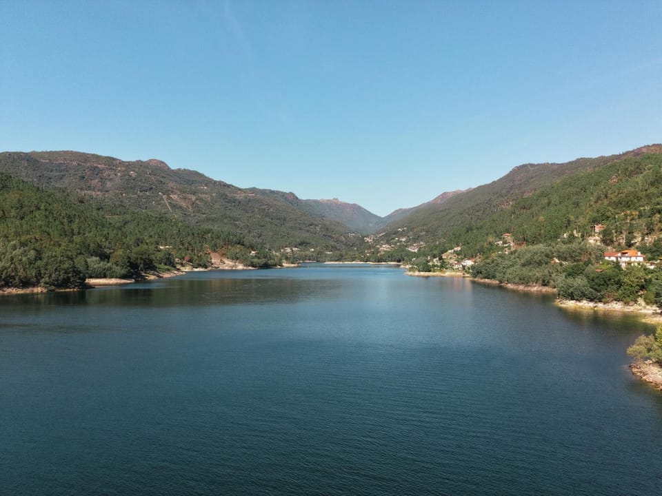 View (from property/room), Lake view, Mountain view, River view