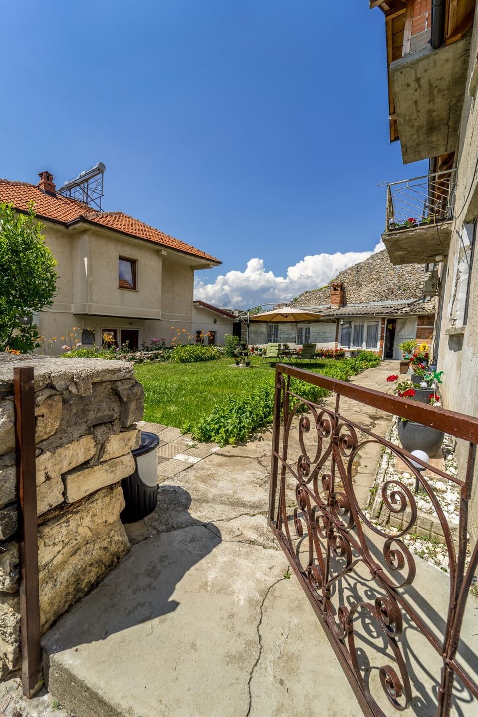 Granny's Old House Bed and Breakfast in Ohrid