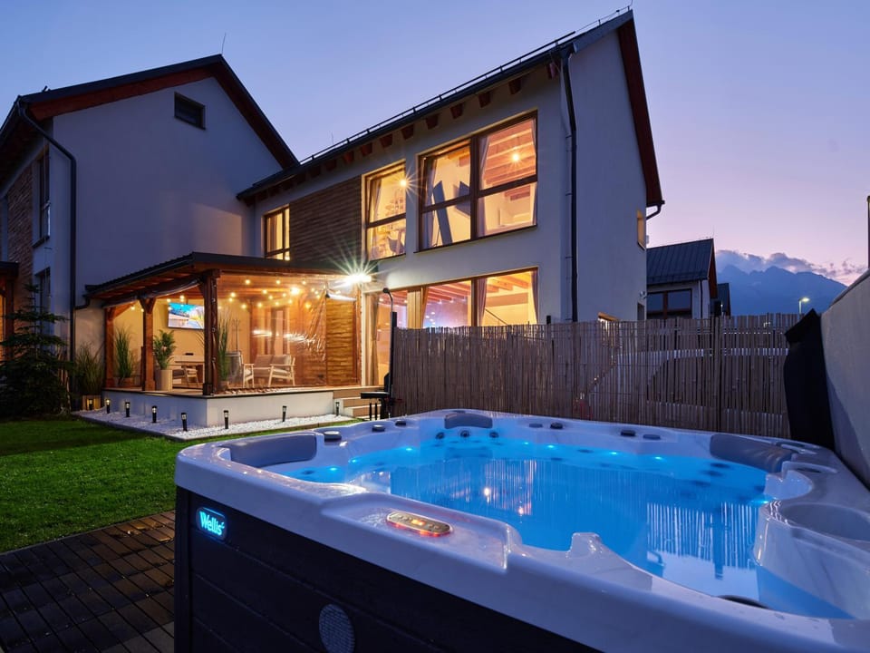 Hot Tub