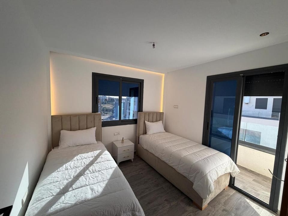 Superbe appartement moderne à Tanger Apartment in Tangier