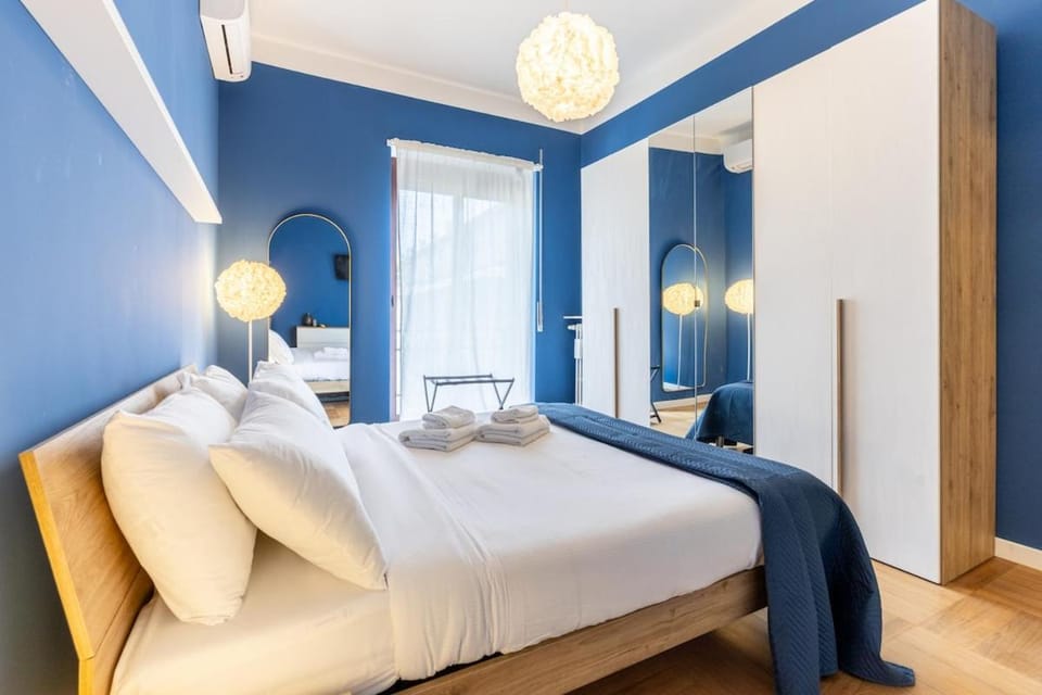 Bed, Balcony/Terrace, Decorative detail, Bedroom, cot, heating, wardrobe, air conditioner