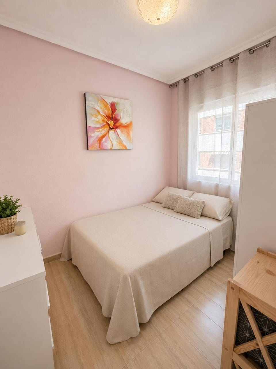 Purisima Red kitchen Apartment in Torrevieja