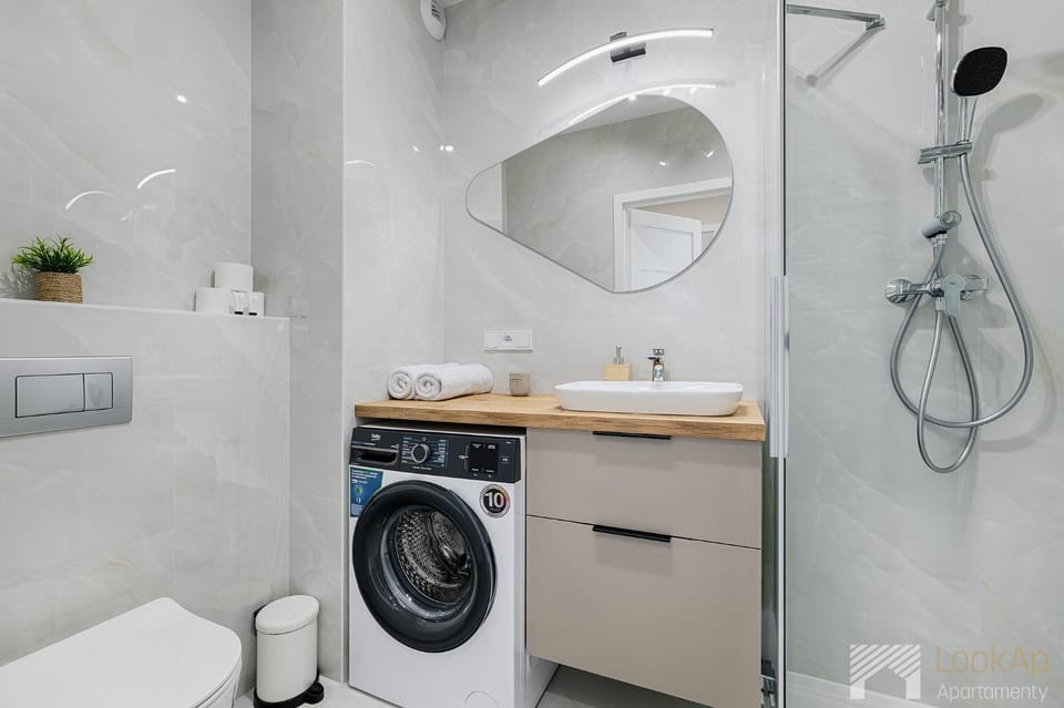 Shower, Bathroom, washing machine