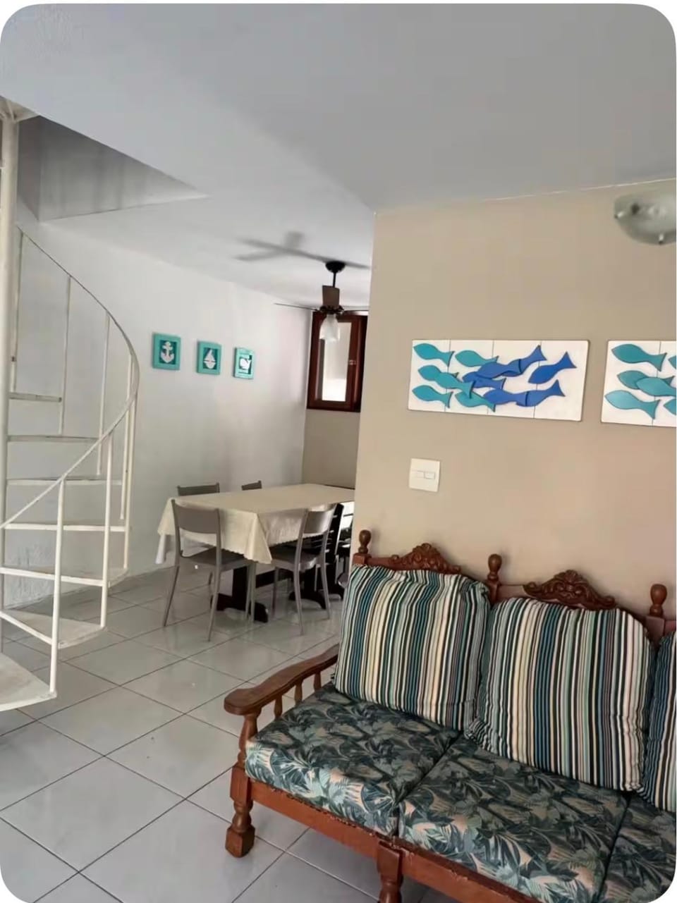 Sua casa de praia no Peró - ótima localização, condomínio familiar House in Cabo Frio