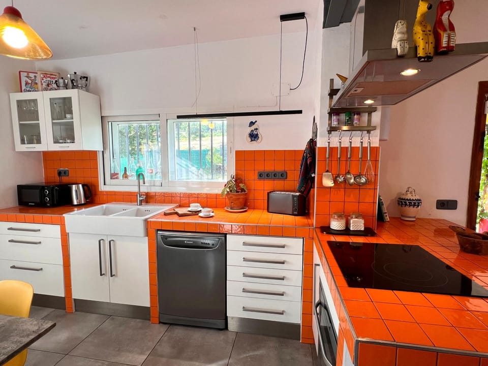 Kitchen or kitchenette, stove, kitchen