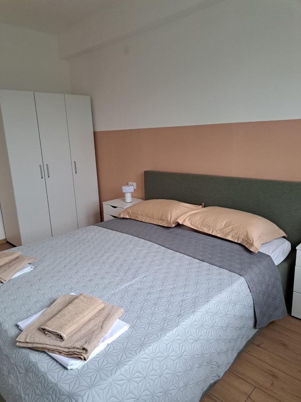 Bed, Bedroom, wardrobe
