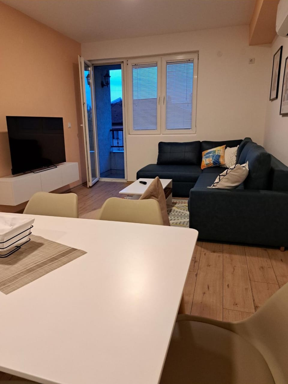 TV and multimedia, Living room