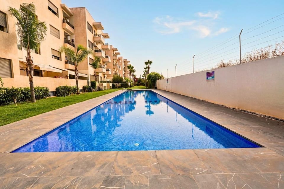 Orchid Garden Swimming Pool & Parking Apartment in Mohammedia