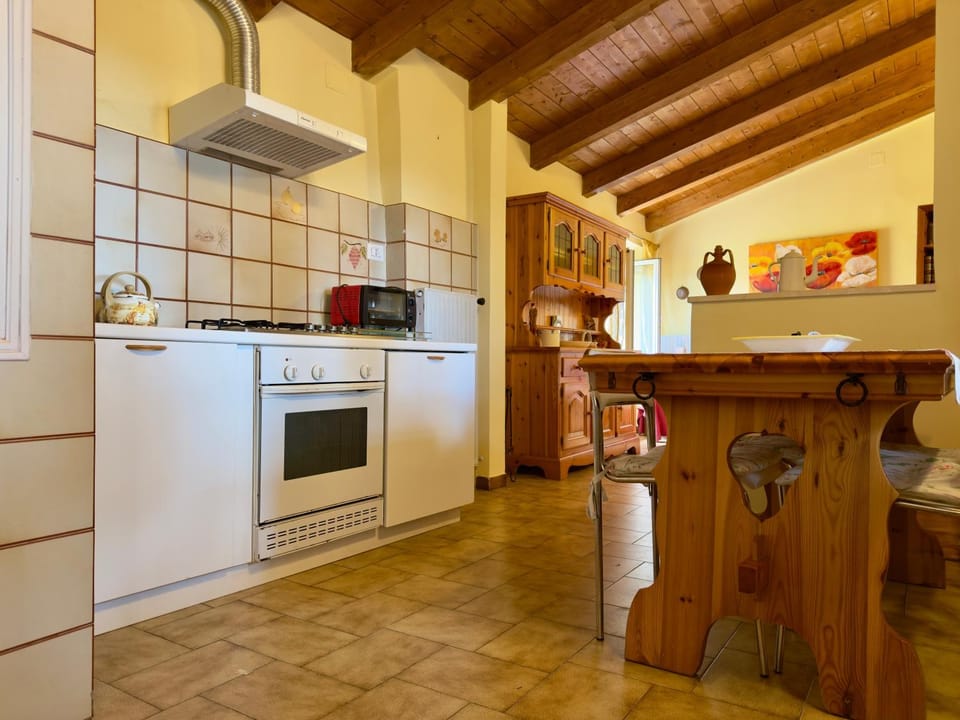 Kitchen or kitchenette, oven, stove, kitchen