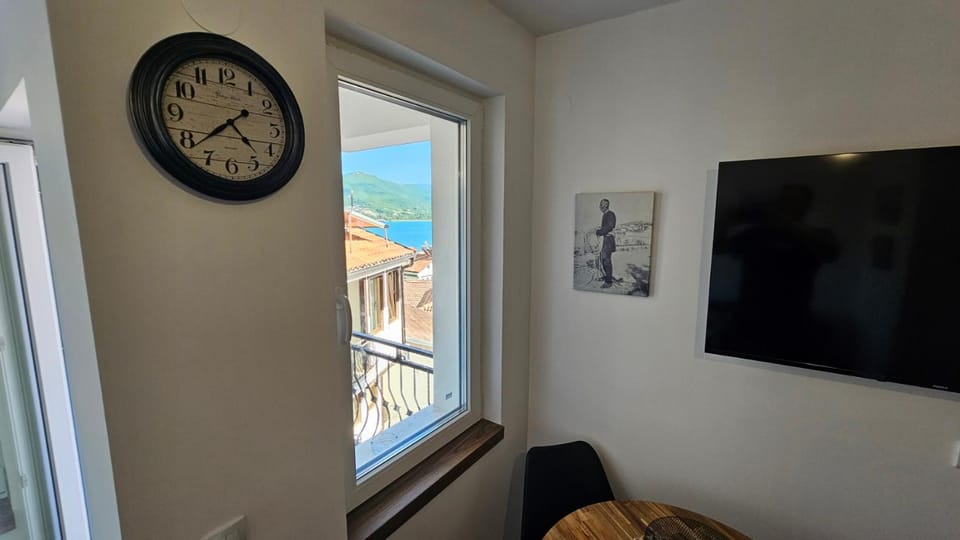 Natural landscape, TV and multimedia, Lake view, Mountain view