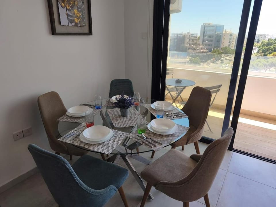 Balcony/Terrace, Dining area