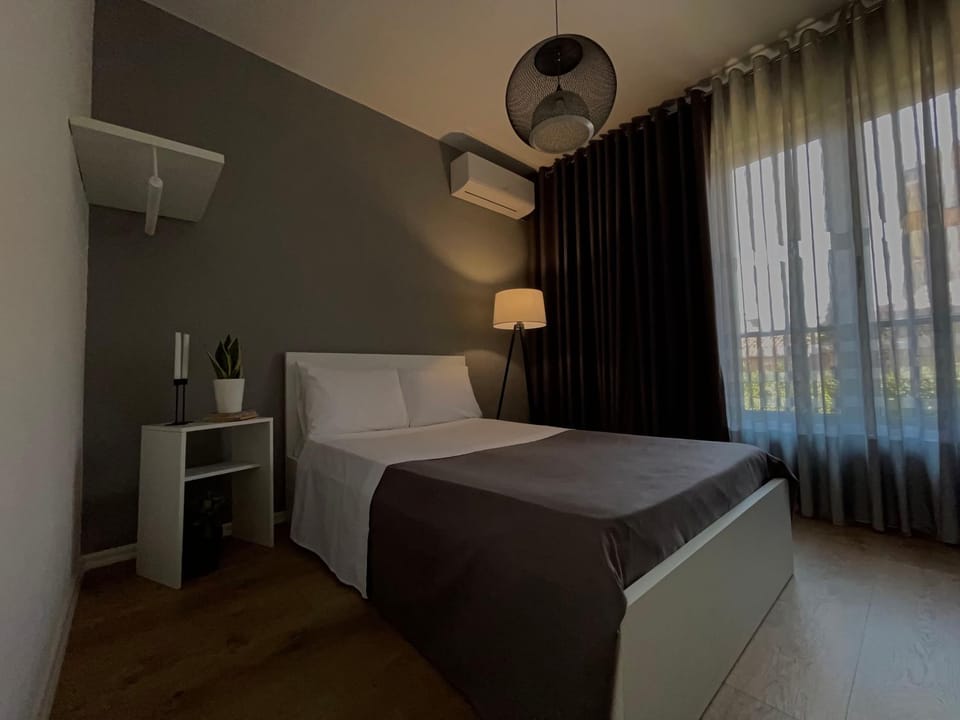 Photo of the whole room, Bedroom, Garden view, air conditioner