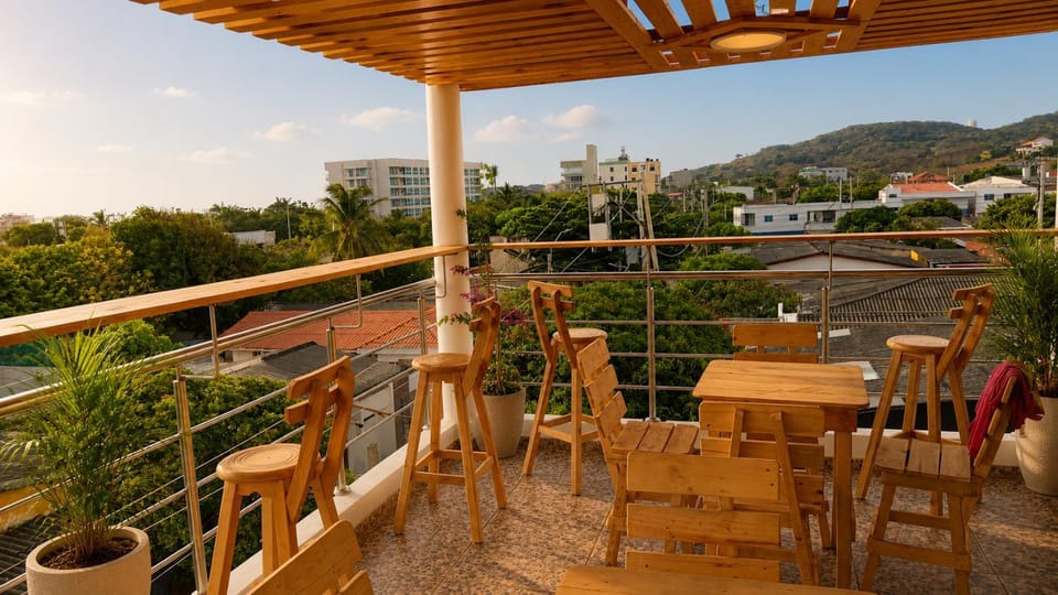 Balcony/Terrace, Balcony/Terrace, Mountain view