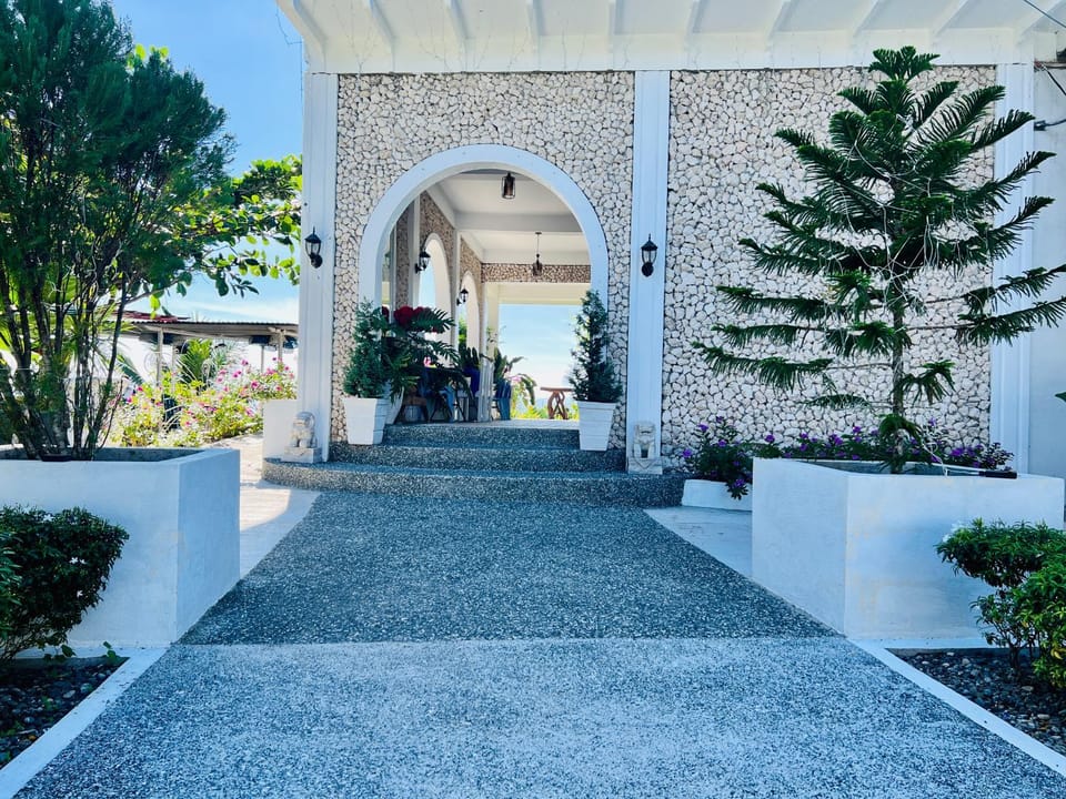 Oceano con Vista Mountain Resort Resort in Island Garden City of Samal