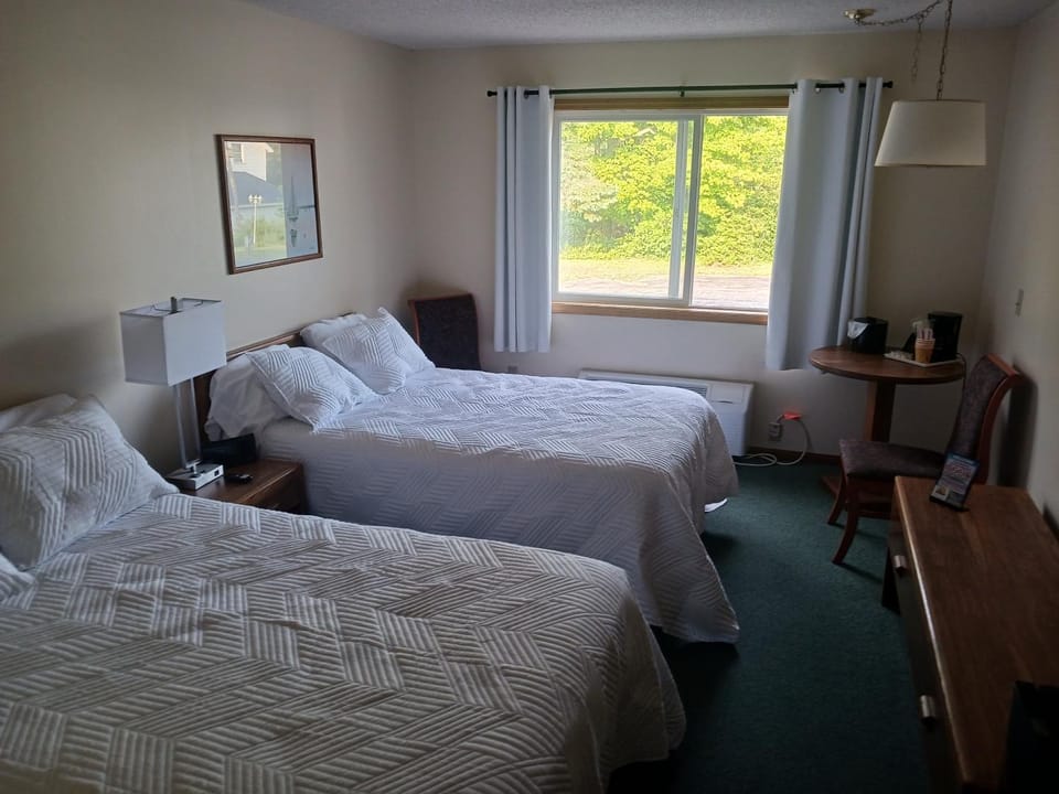 Chapel Hill Motel Hotel in Michigan