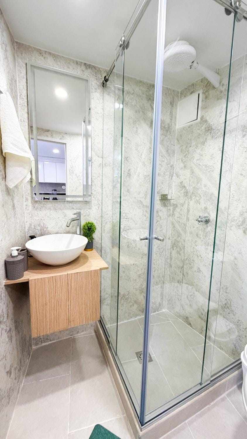 Shower, Bathroom
