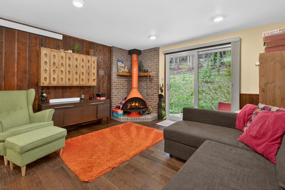 Day, Garden, Living room, Seating area, fireplace, furniture