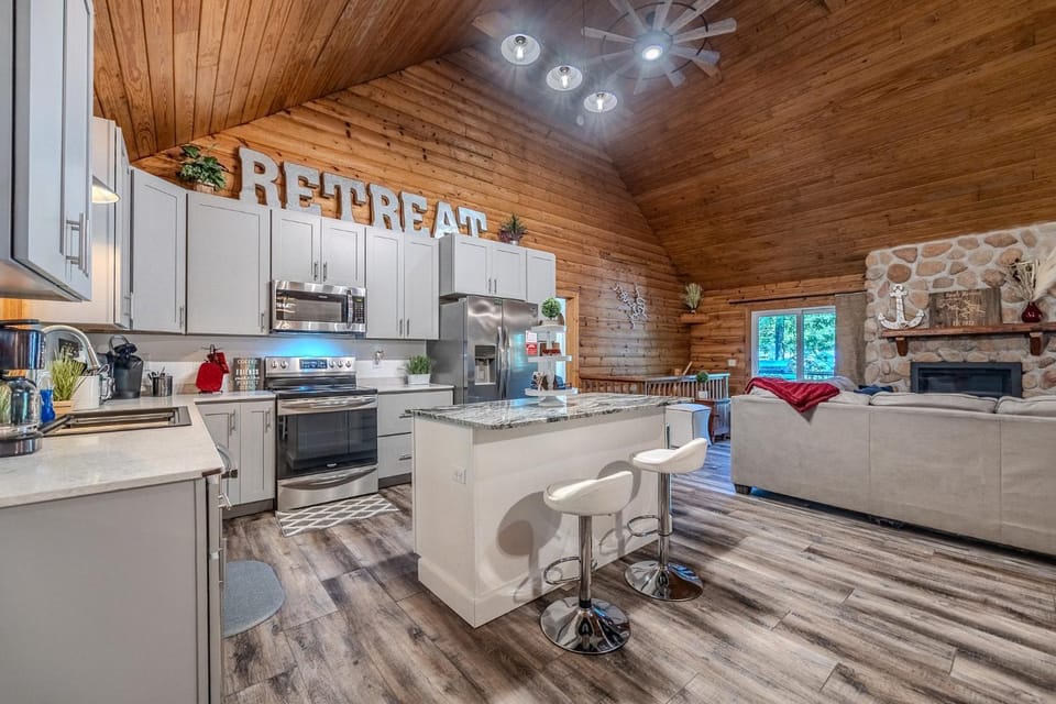 Osage Beach Cabin with Private Dock and Lily Pad Cabin in Lake of the Ozarks