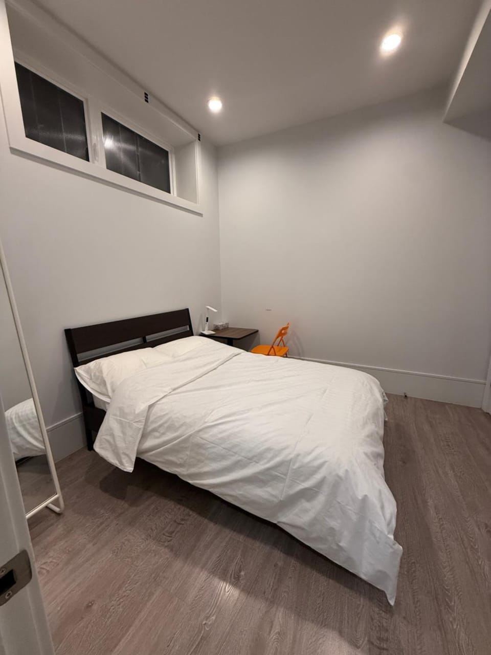Cozy Private Suite Near UBC & Beaches Bed and Breakfast in Vancouver