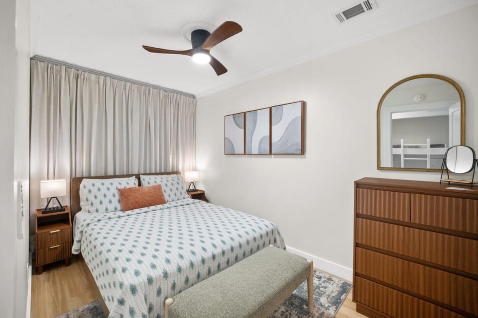 Bed, Bedroom