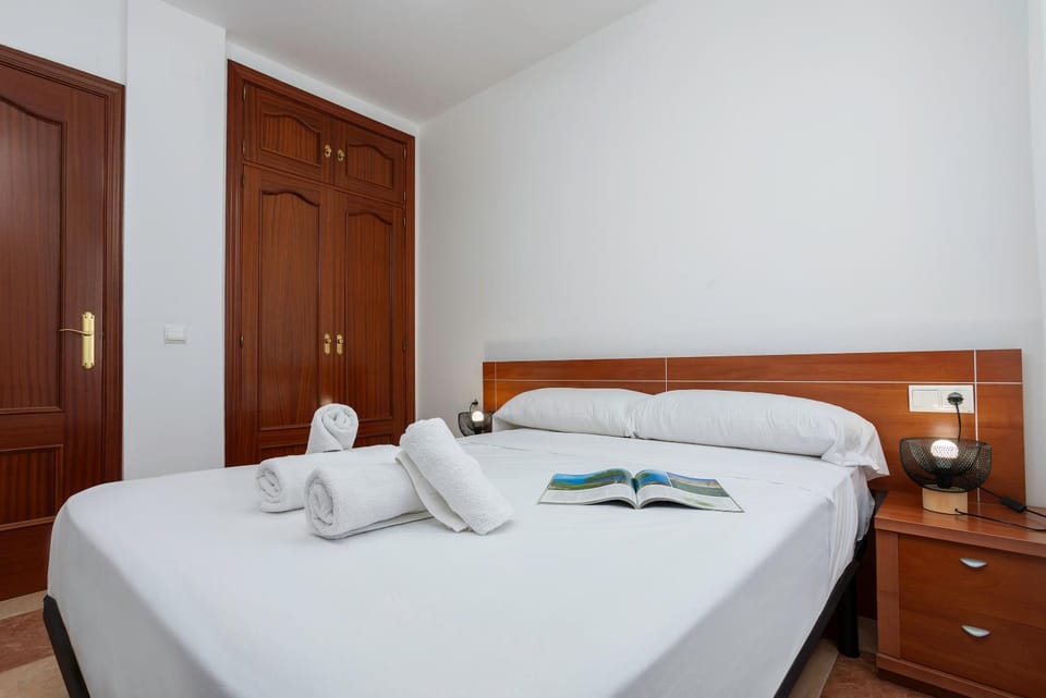 Bed, Photo of the whole room, Bedroom, towels, wardrobe