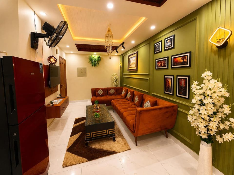 Communal lounge/ TV room, TV and multimedia