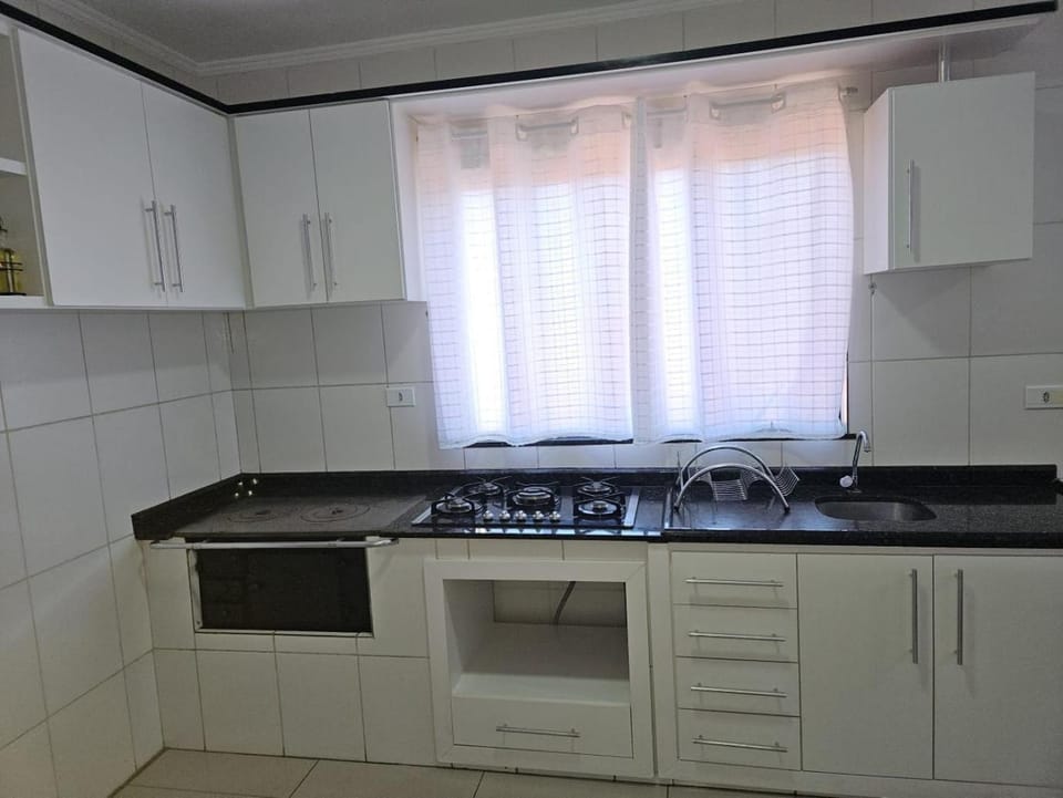 Apartamento 03 quartos área central Apartment in State of Paraná